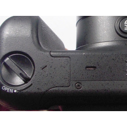 Samsung WB2200F Замена крышки батарейного отсека